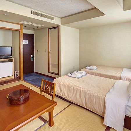 Okinawa Sun Plaza Hotel Naha Dış mekan fotoğraf