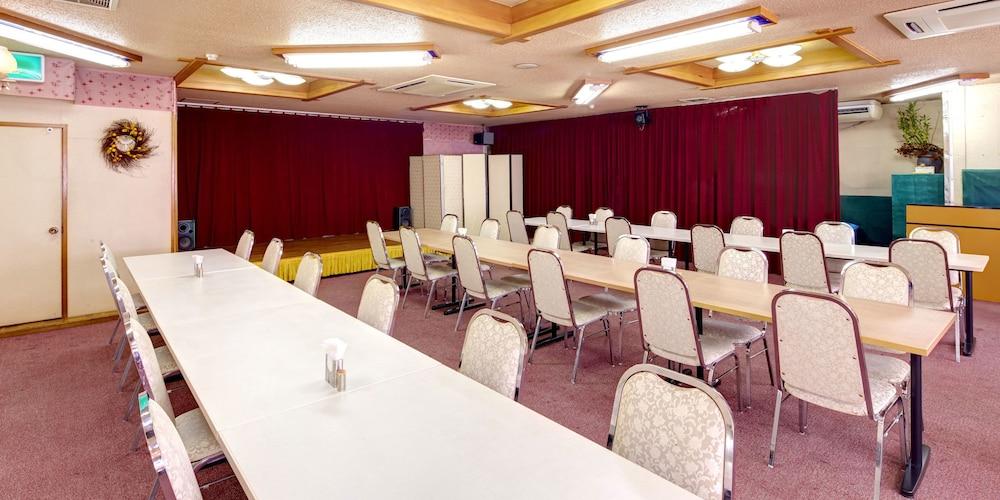 Okinawa Sun Plaza Hotel Naha Dış mekan fotoğraf