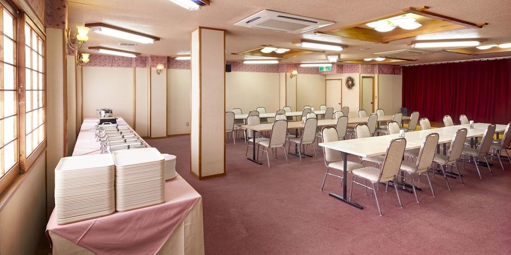 Okinawa Sun Plaza Hotel Naha Dış mekan fotoğraf