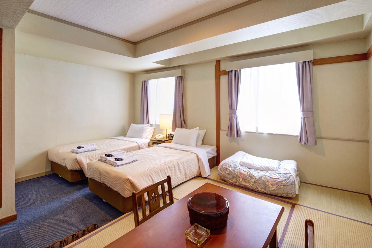 Okinawa Sun Plaza Hotel Naha Dış mekan fotoğraf